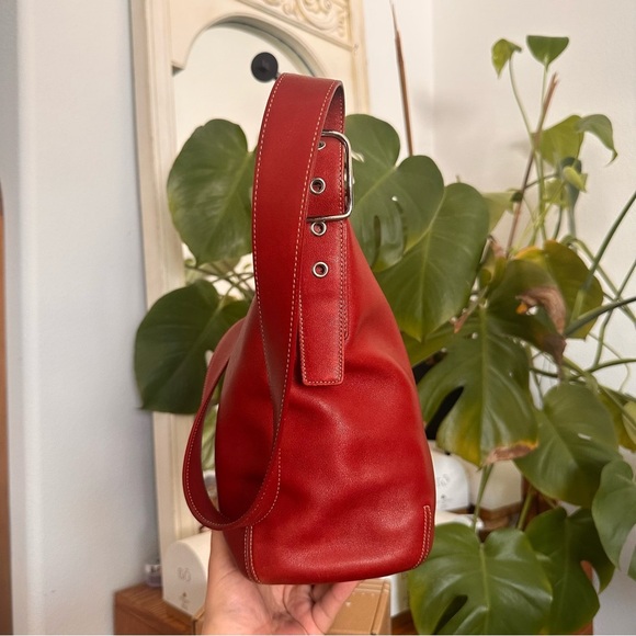 Vintage Y2K coach legacy in red (cherry charm not included) - Picture 4 of 9